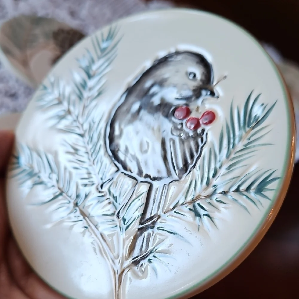 Set of 7 Beautiful Embossed Ceramic Coasters Pinecones, Holly & Berries, Birds